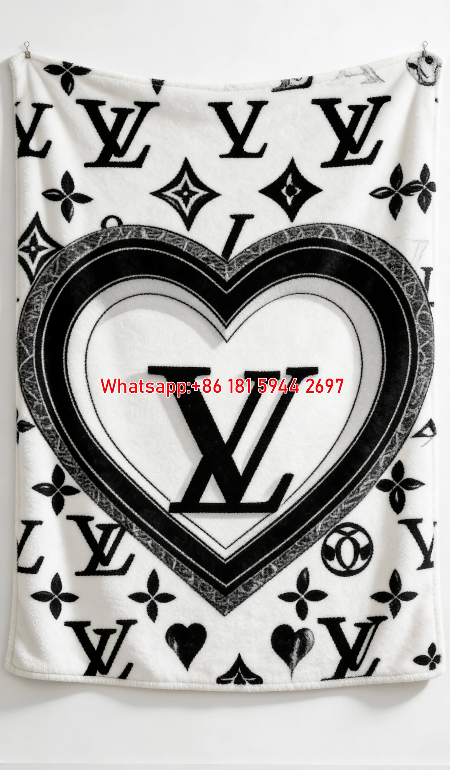 Heart Shaped LV Monogram Flannel Throw Blanket 332